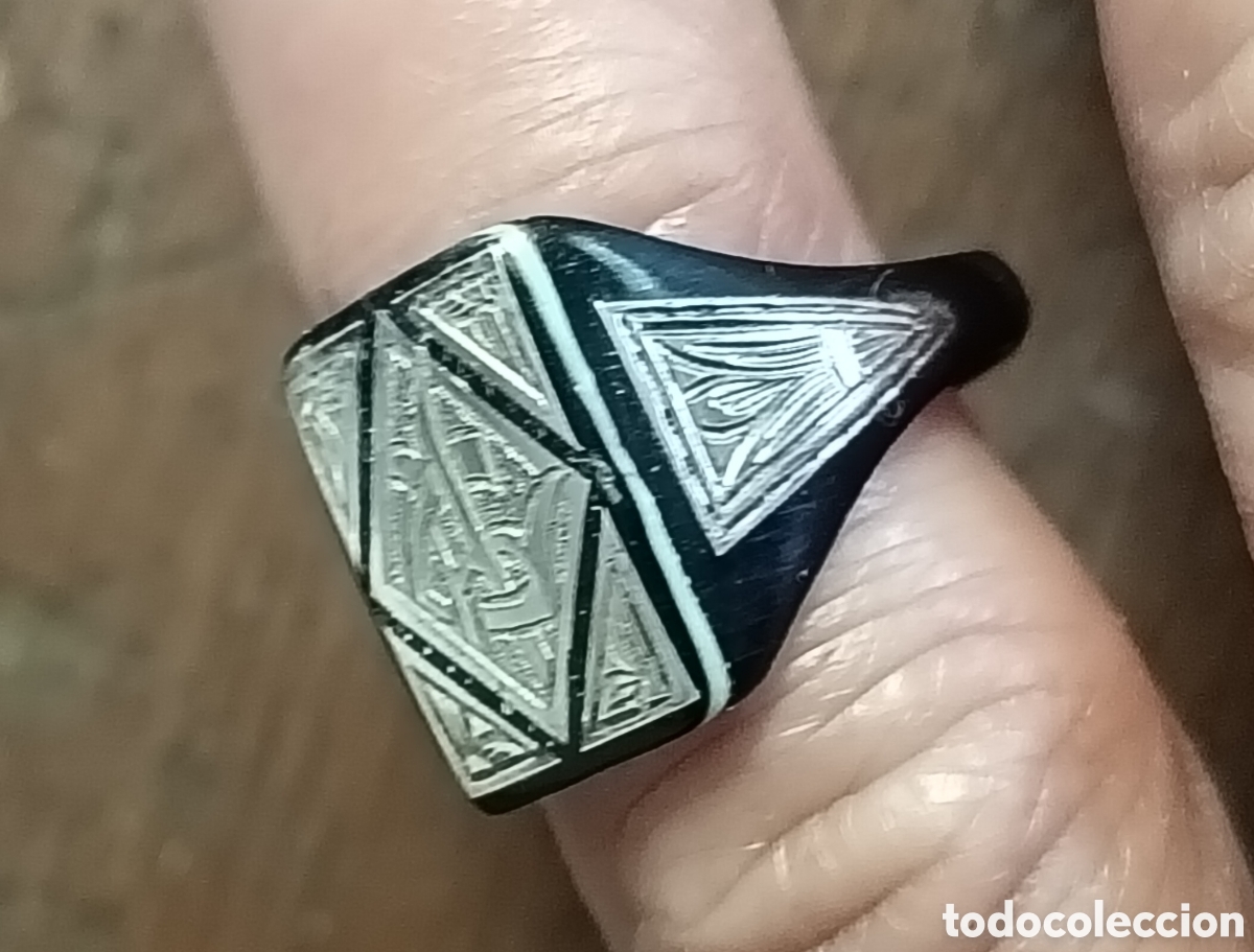 Joyeria: Antiguo anillo sello para hombre de baquelita (?) y plata