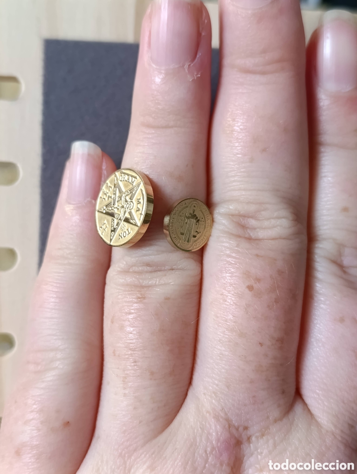 Joyeria: Anillo Tetragr&aacute;mmaton y San Benito - Foto 2