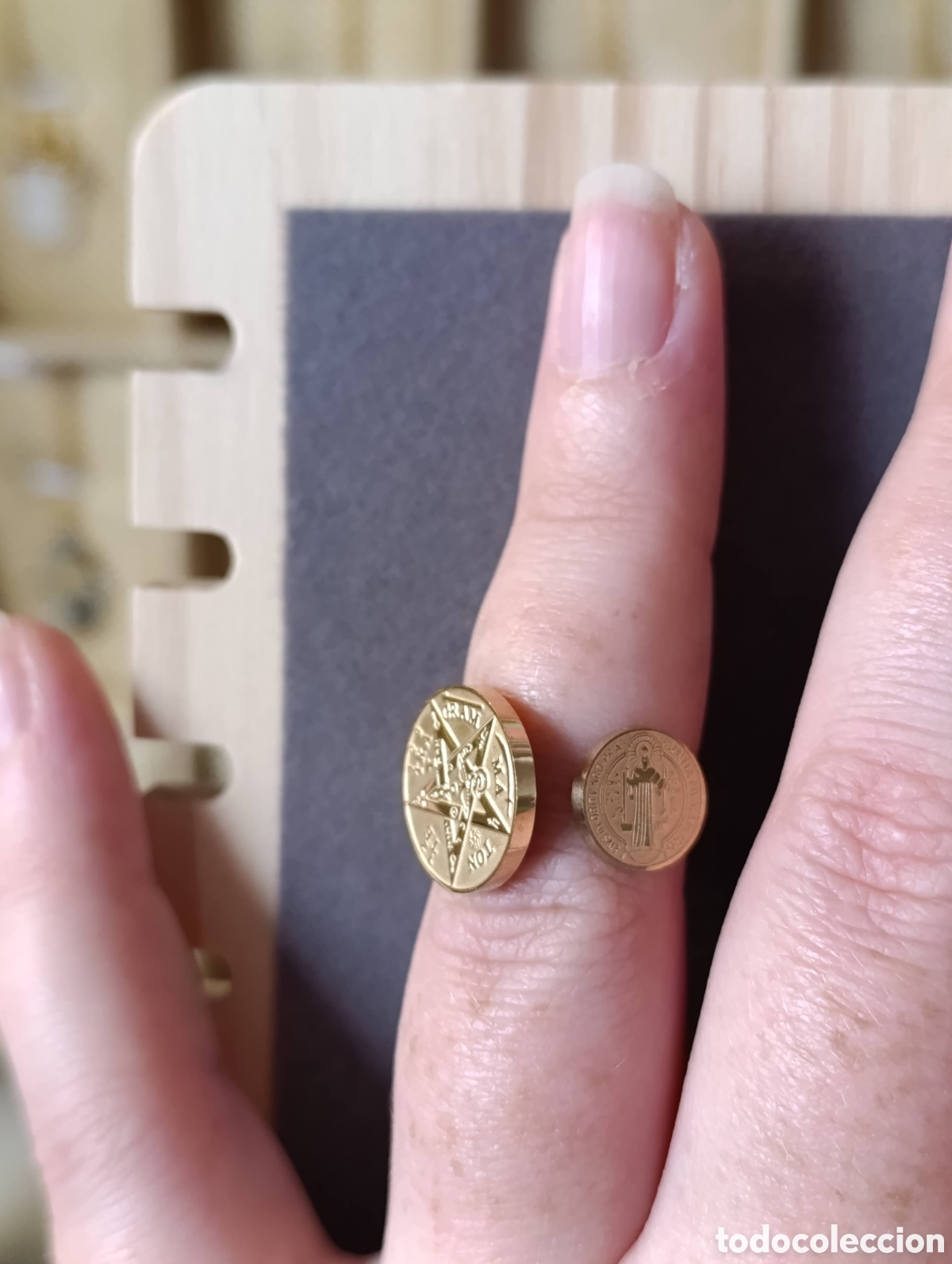 Joyeria: Anillo Tetragr&aacute;mmaton y San Benito - Foto 6