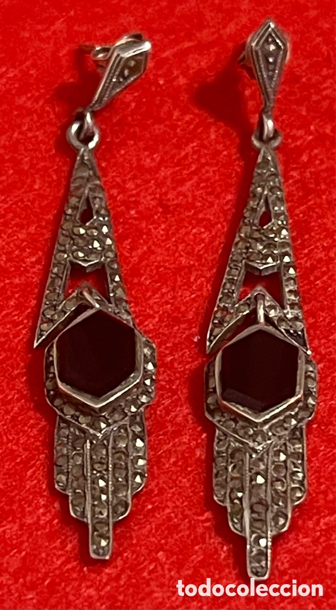 Joyeria: Preciosa pareja de pendientes, de estilo Art, Deco, en plata de ley onix y Marquesitas.