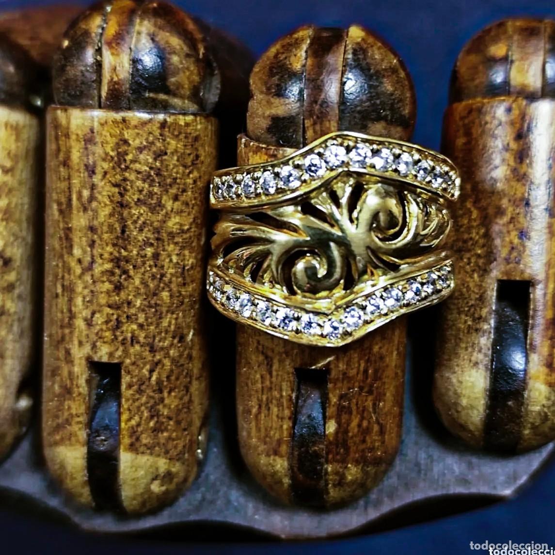 Joalharia: ANILLO CON DIBUJOS CALADOS DE CIRCONITAS DE PLATA CHAPADA EN ORO AMARILLO 18 KTS