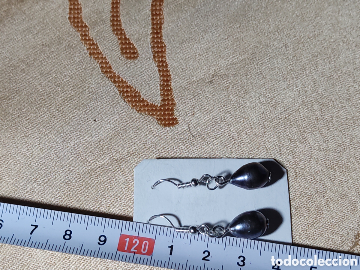 Joyeria: Pendientes l&aacute;grima de perlas gris. - Foto 3