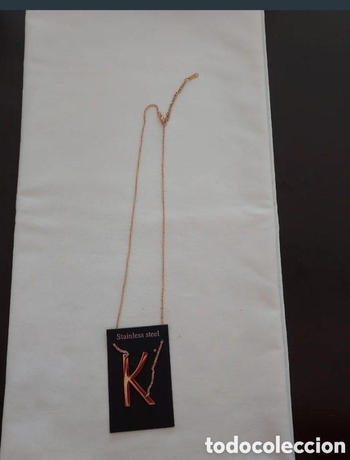 Joaillerie: Colgante letra K color dorado