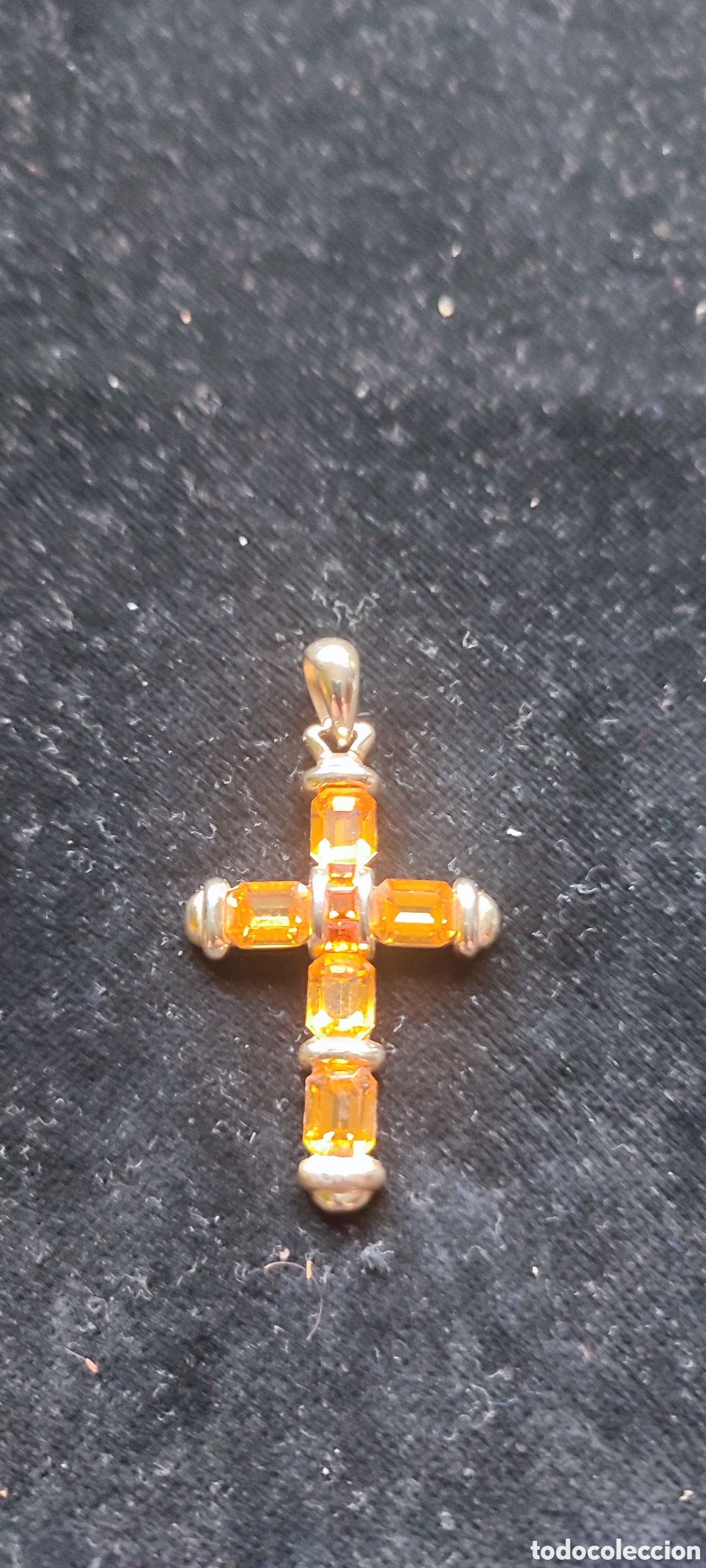 Joyeria: Preciosa cruz dorada con piedras para hacerse un colgante