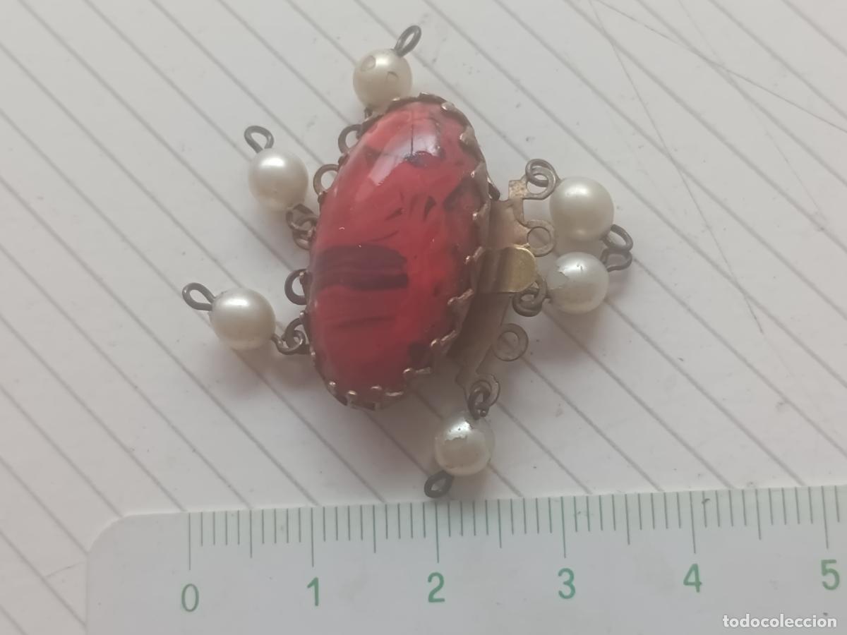 Joyeria: Pieza de joyer&iacute;a antigua. Piedra