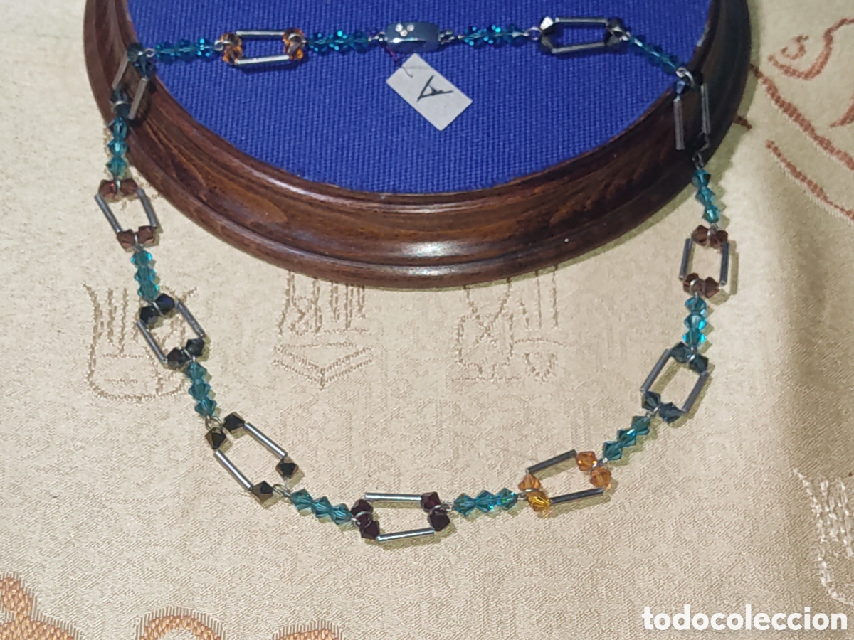 Joyeria: Collar de cristal variado facetado con cierre y abalorios de plata.Vintage. *A*