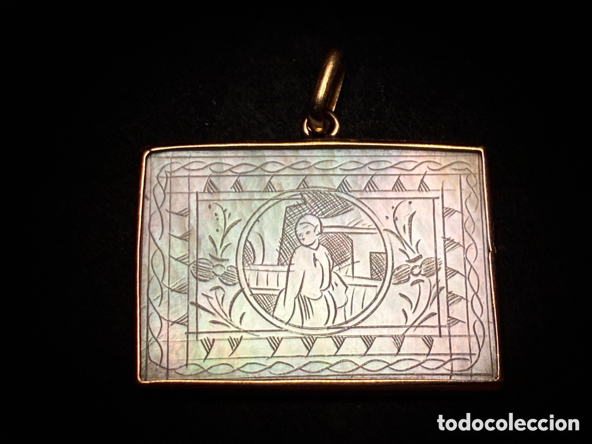 Joyeria: Medalla de oro y madreperla - escena campestre - XIX