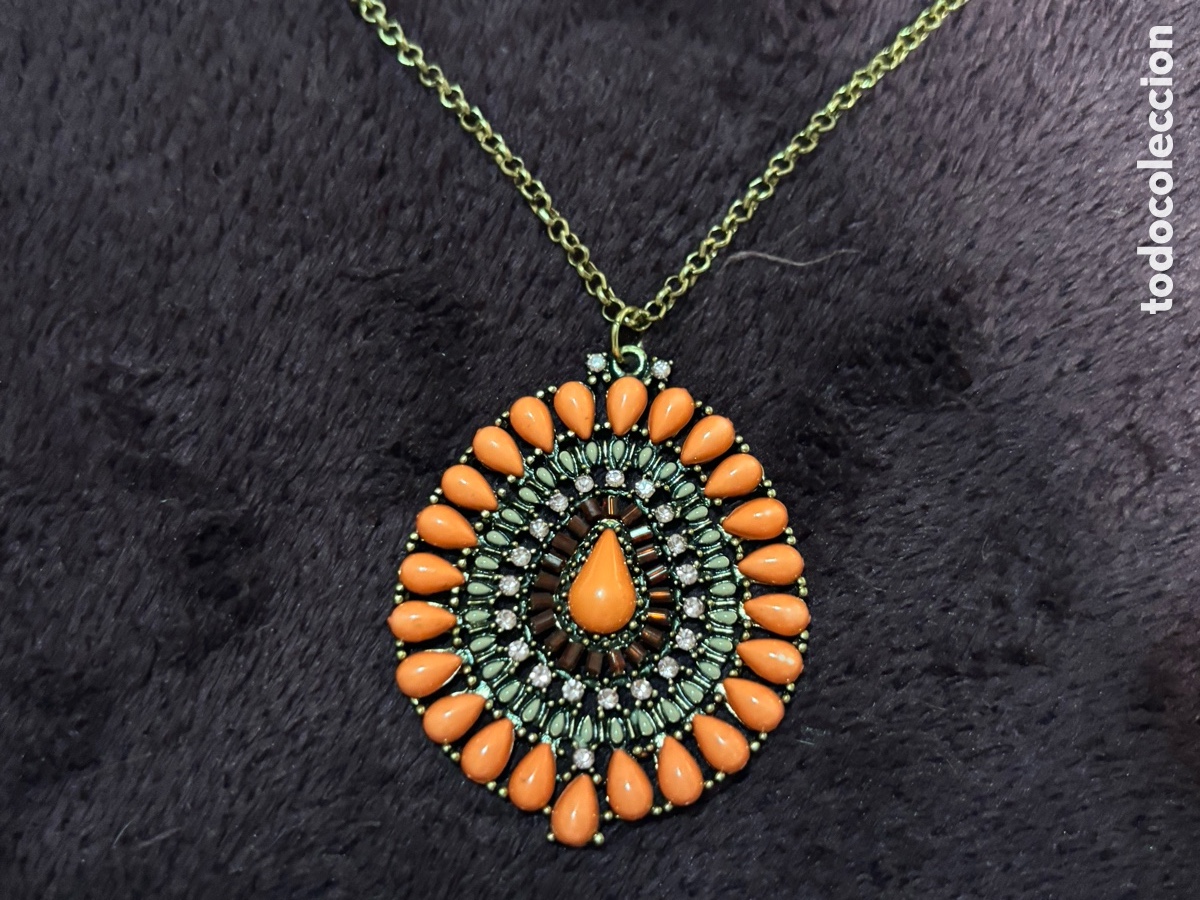 Joyeria: Colgante con cadena larga