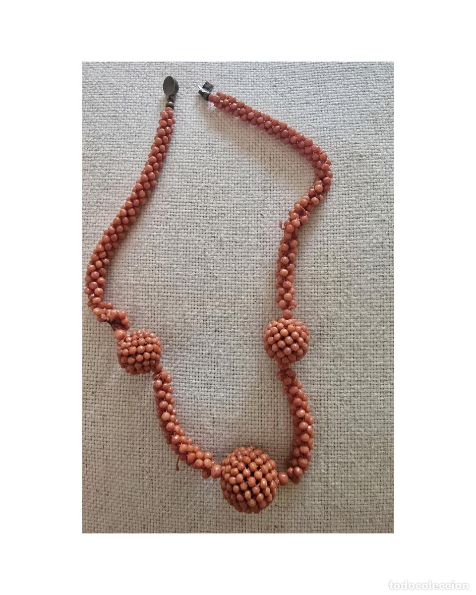 Joyeria: Collar vintage coral