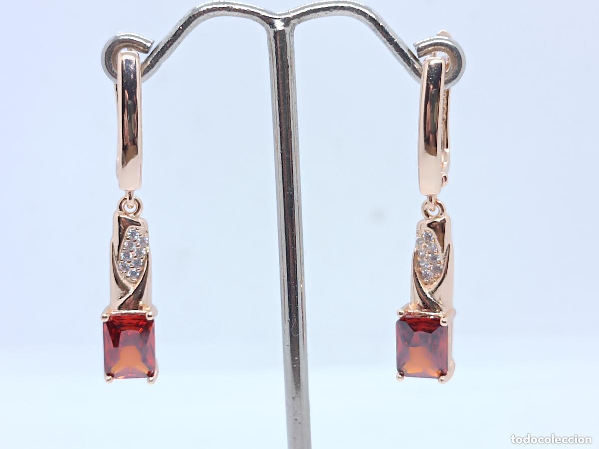 Joyeria: Pendientes en oro de 14k de dise&ntilde;o con granates