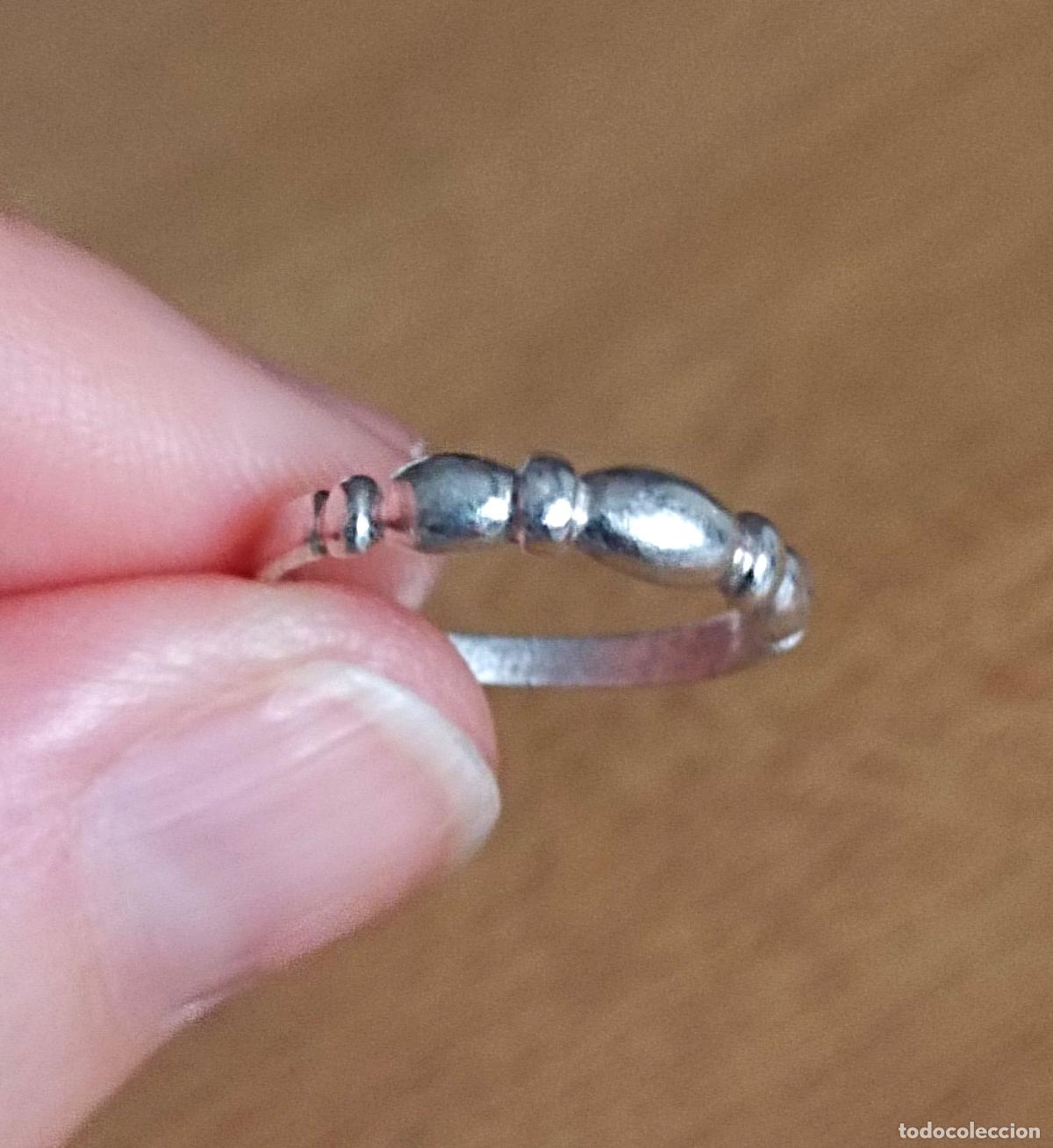 Joyeria: Anillo de plata de ley. - Foto 2