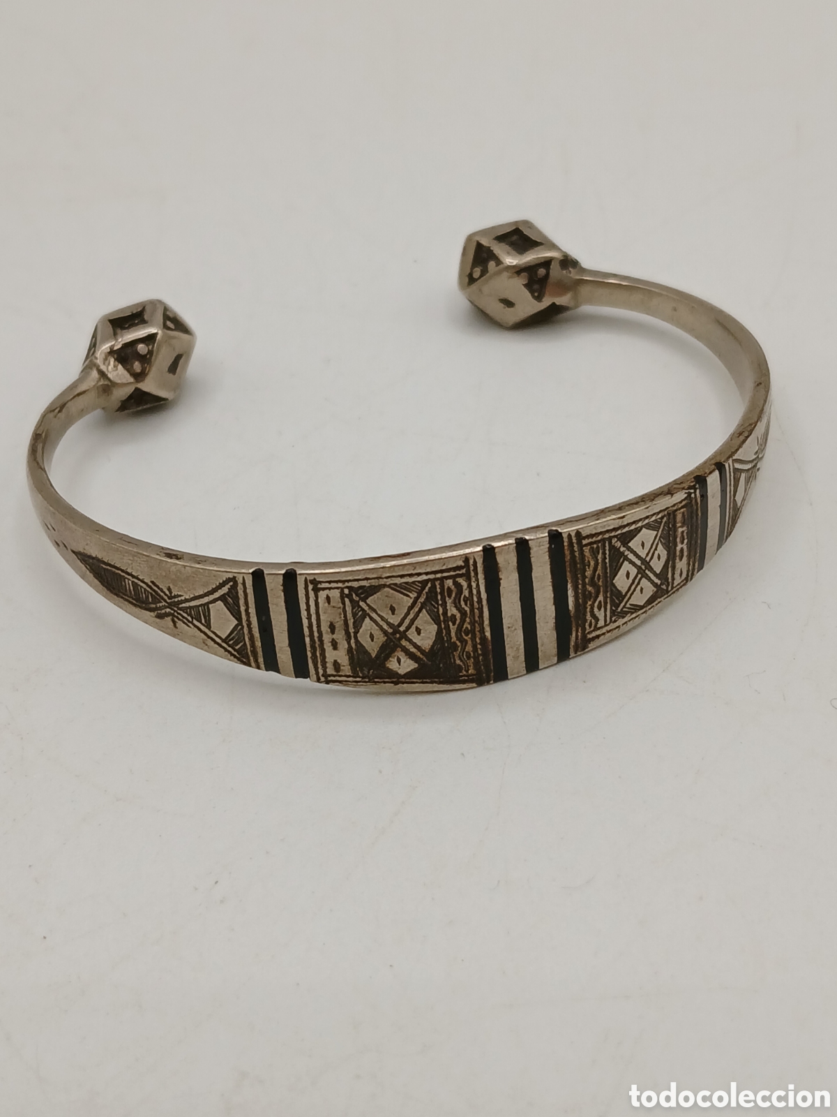 Joyeria: Pulsera brazalete tuareg plata 530mls