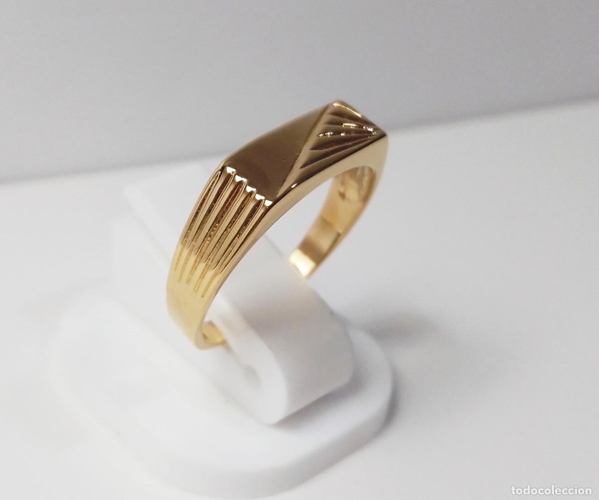 Joyeria: Anillo cl&aacute;sico de plata de ley ba&ntilde;ado en oro, sello vintage - Talla 16