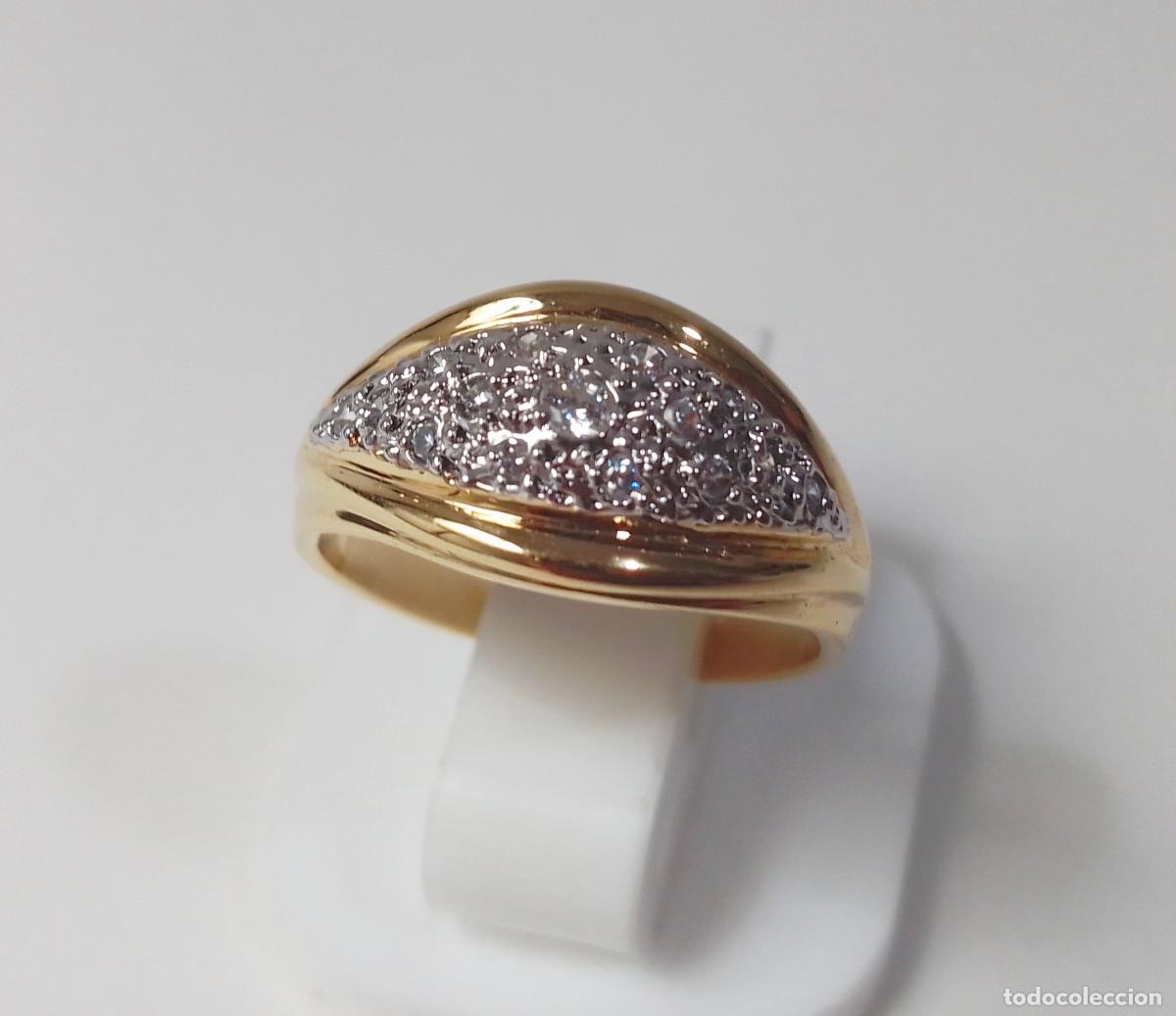 Joyeria: Magn&iacute;fico anillo cl&aacute;sico de plata de ley ba&ntilde;ado en oro con circonitas, estilo vintage - Talla 13