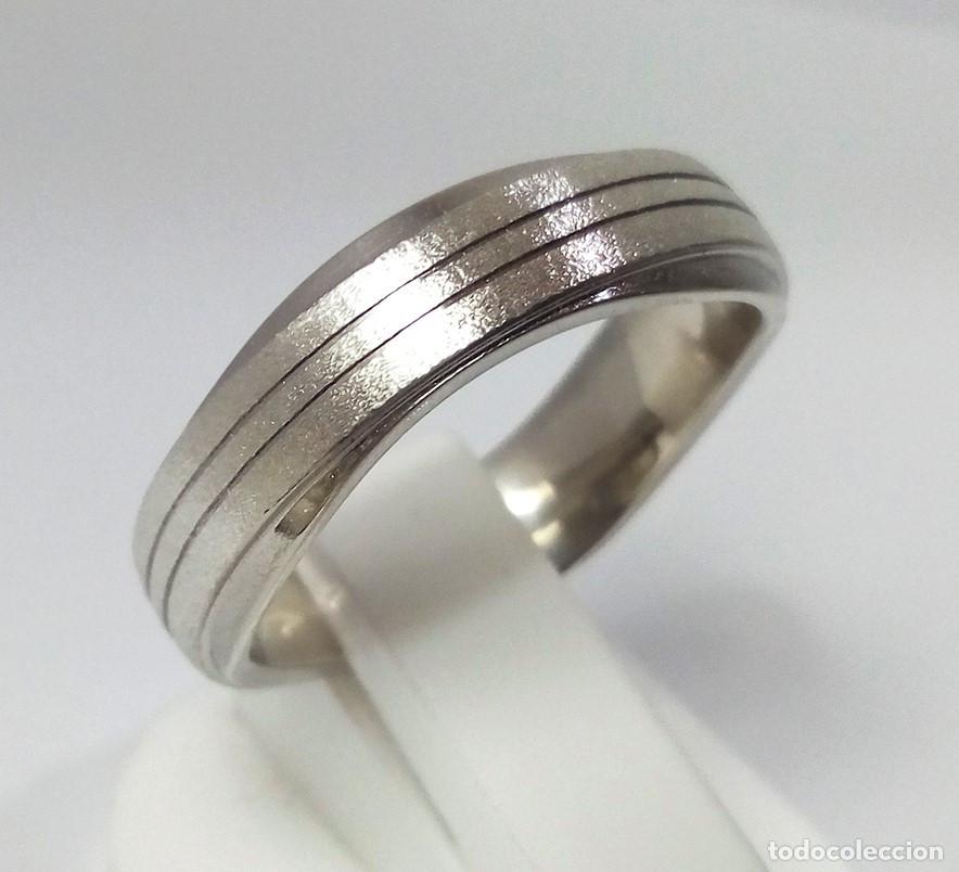 Joyeria: Anillo de plata de ley acabado en brillo y mate - Talla 20