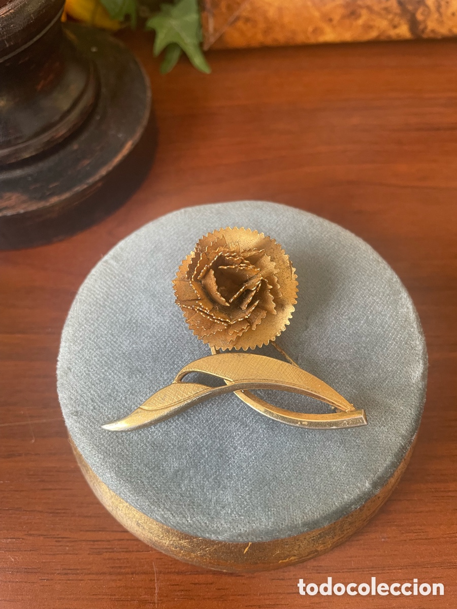 Joyeria: broche de flor dorado vintage
