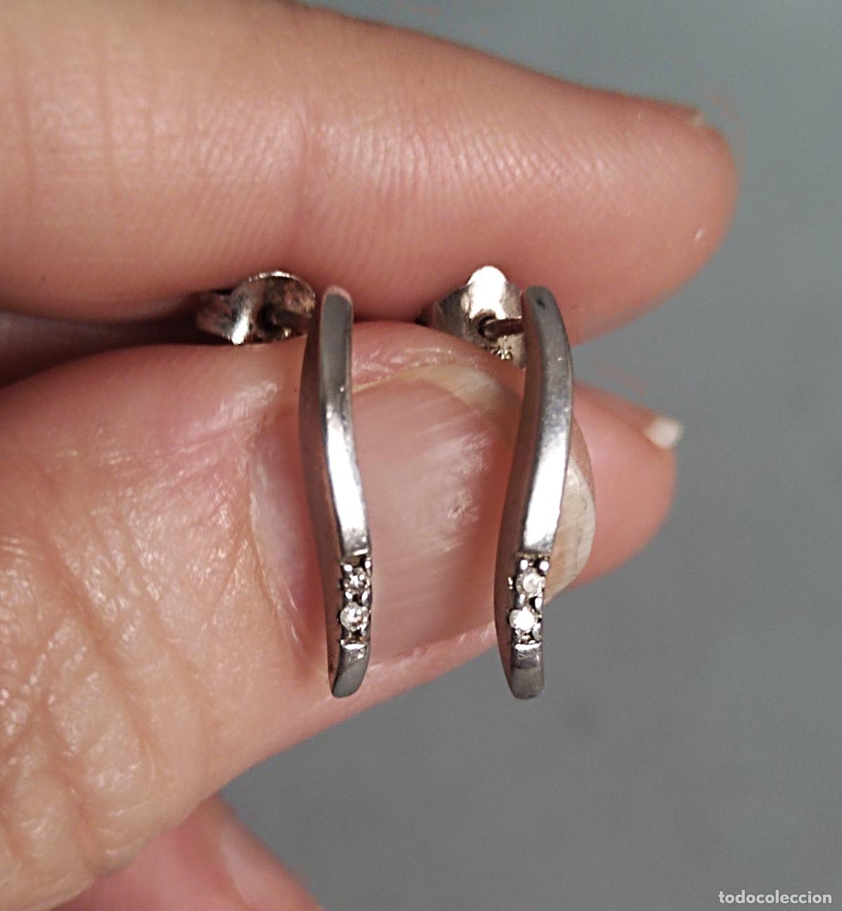 Joyeria: Pendientes de plata de ley con circonitas, cierre de presi&oacute;n.