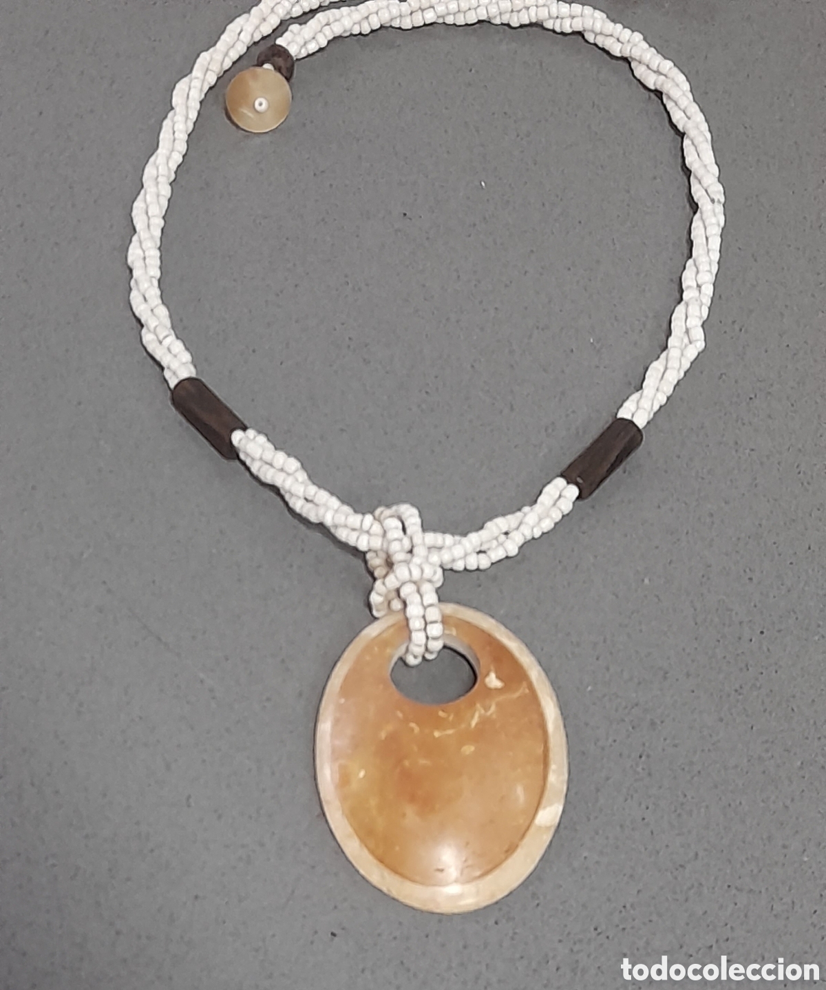 Joyeria: Collar &eacute;tnico con piedra natural