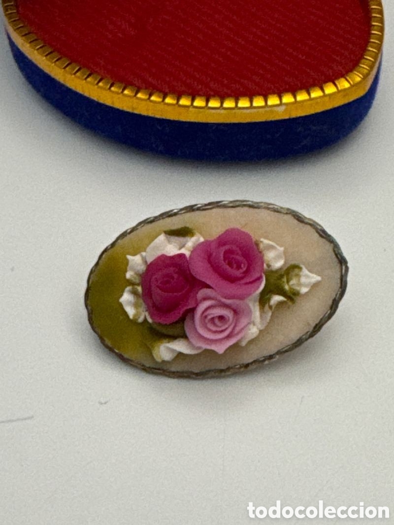 Joyeria: Broche vintage con flores y caja en forma de coraz&oacute;n - Foto 2