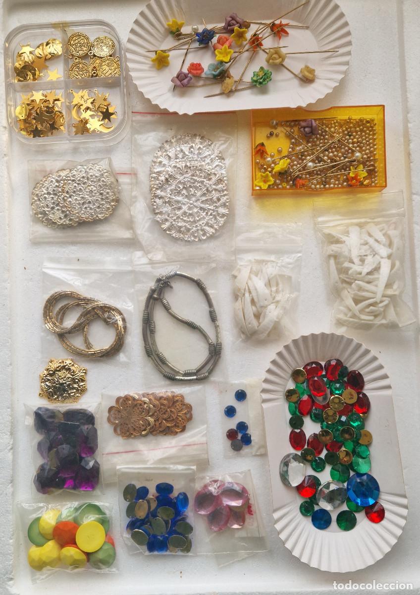 Joyeria: LOTE ABALORIOS BISUTERIA. VER FOTOS. PARA MONTAJES DE BISUTERIA.