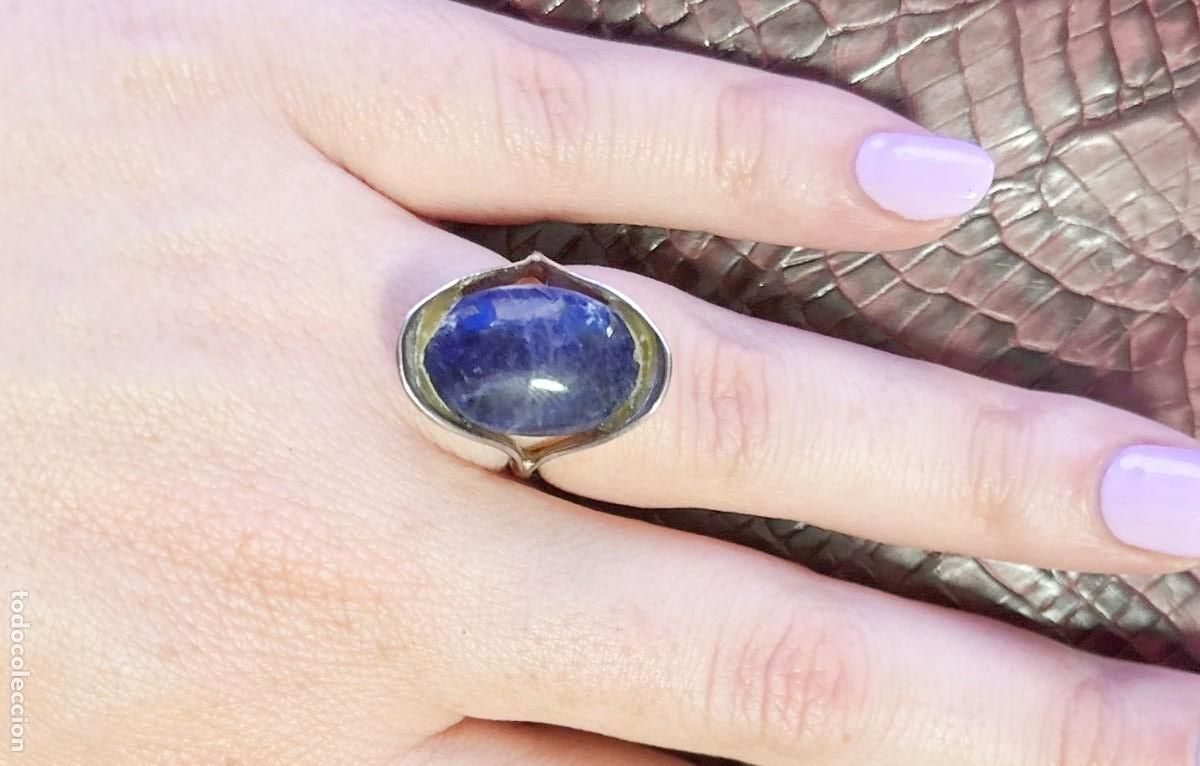 Gioielleria: Sortija de Autor en Plata y Piedra Lapis L&aacute;zuli.