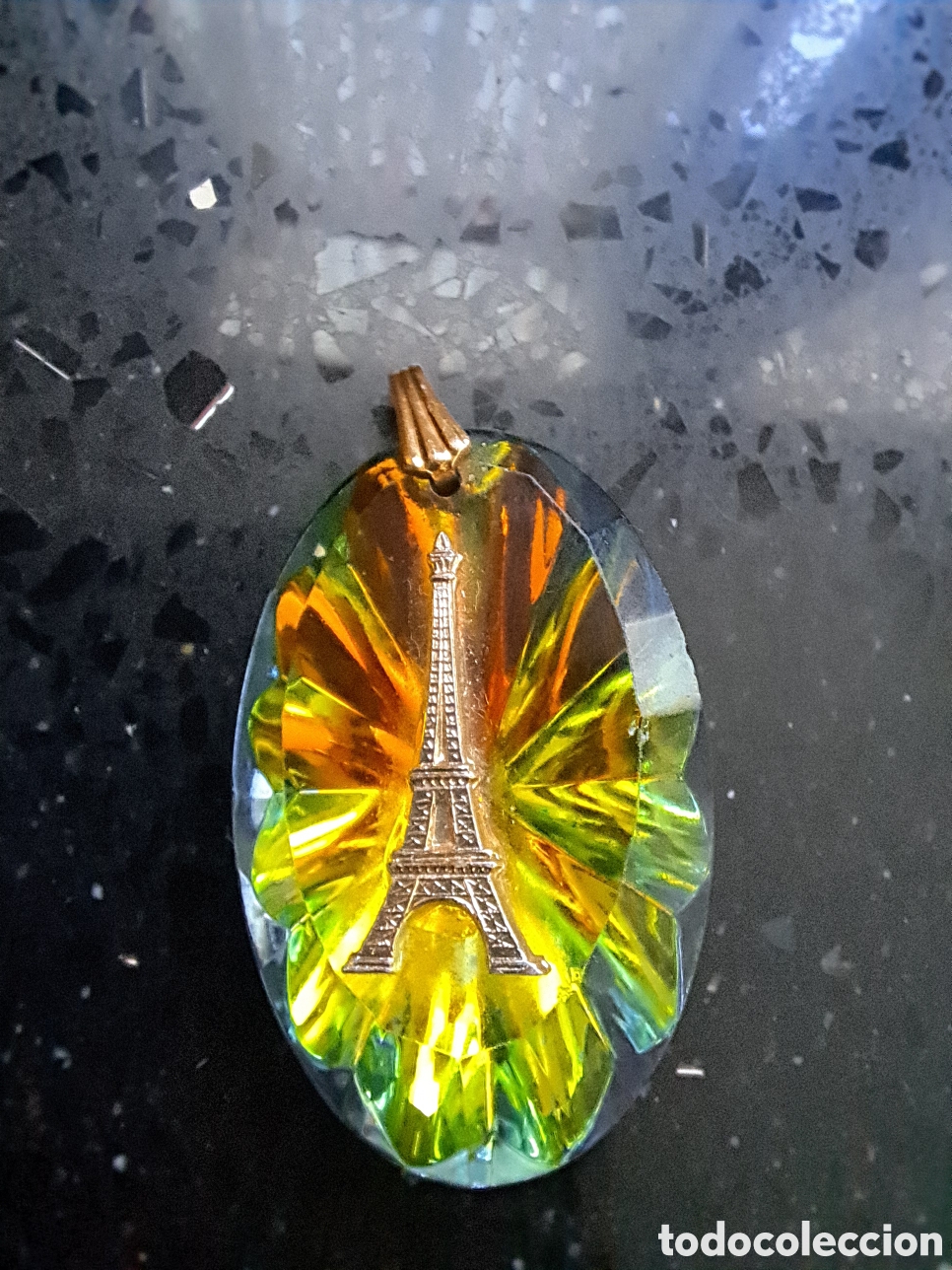 Joyeria: COLGANTE TORRE EIFFEL ARTICULO VINTAGE