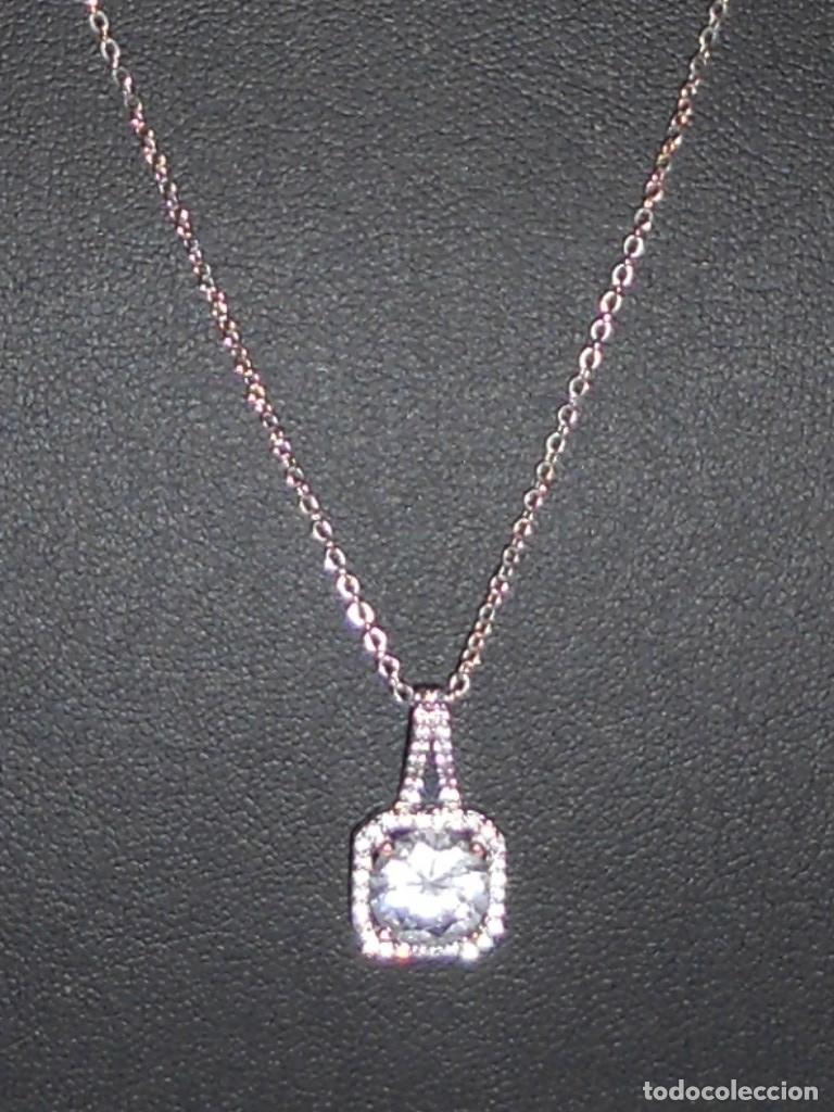 Joyeria: COLGANTE CON CUARZO BLANCO Y BRILLANTES