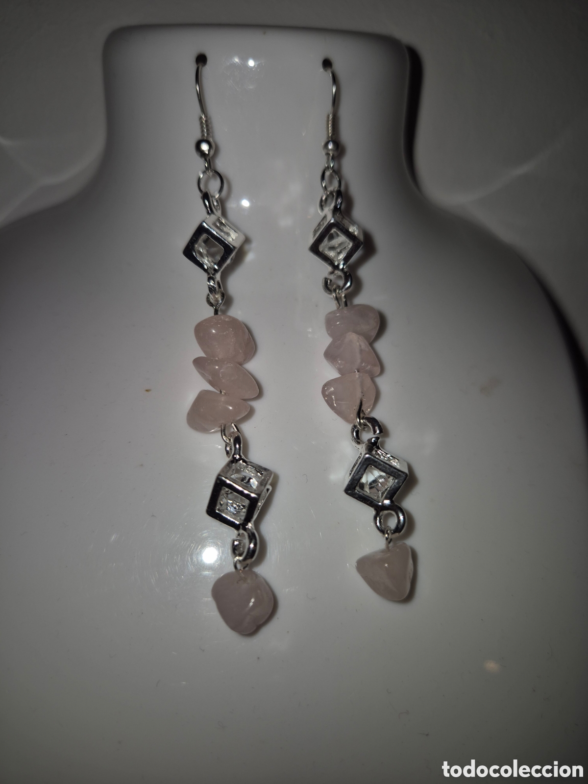 Joyeria: Pendientes artesanos plateado y cuarzo rosa