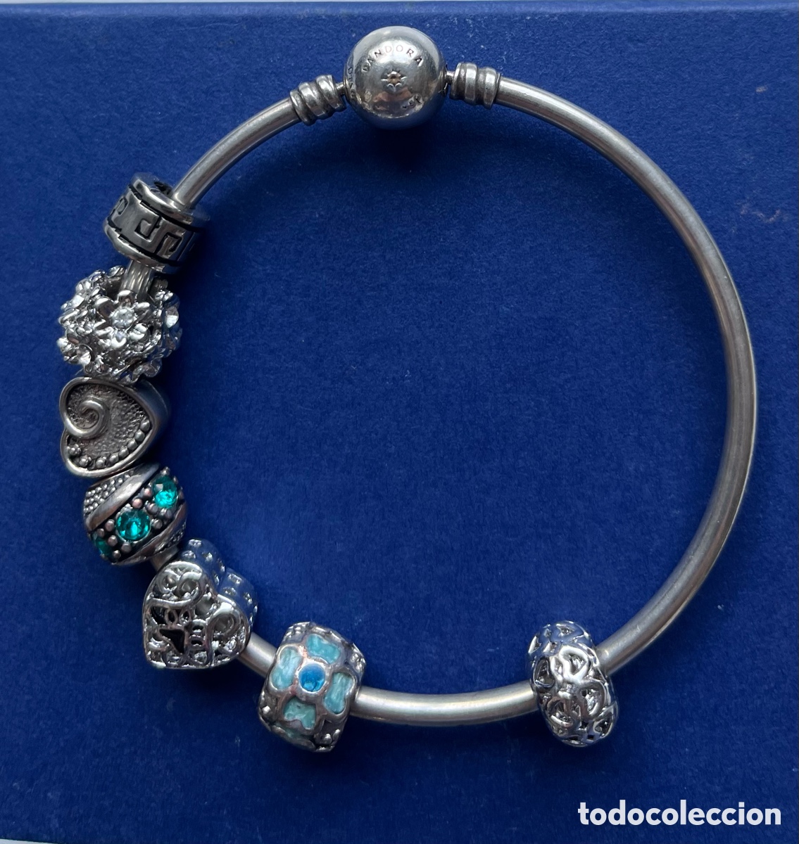 Joyeria: Pulsera Pandora plata r&iacute;gida con charms compatibles