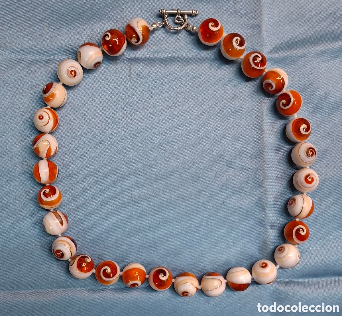 Joyeria: Collar artesanal de caracolas, resina y cierre de plata - Foto 3
