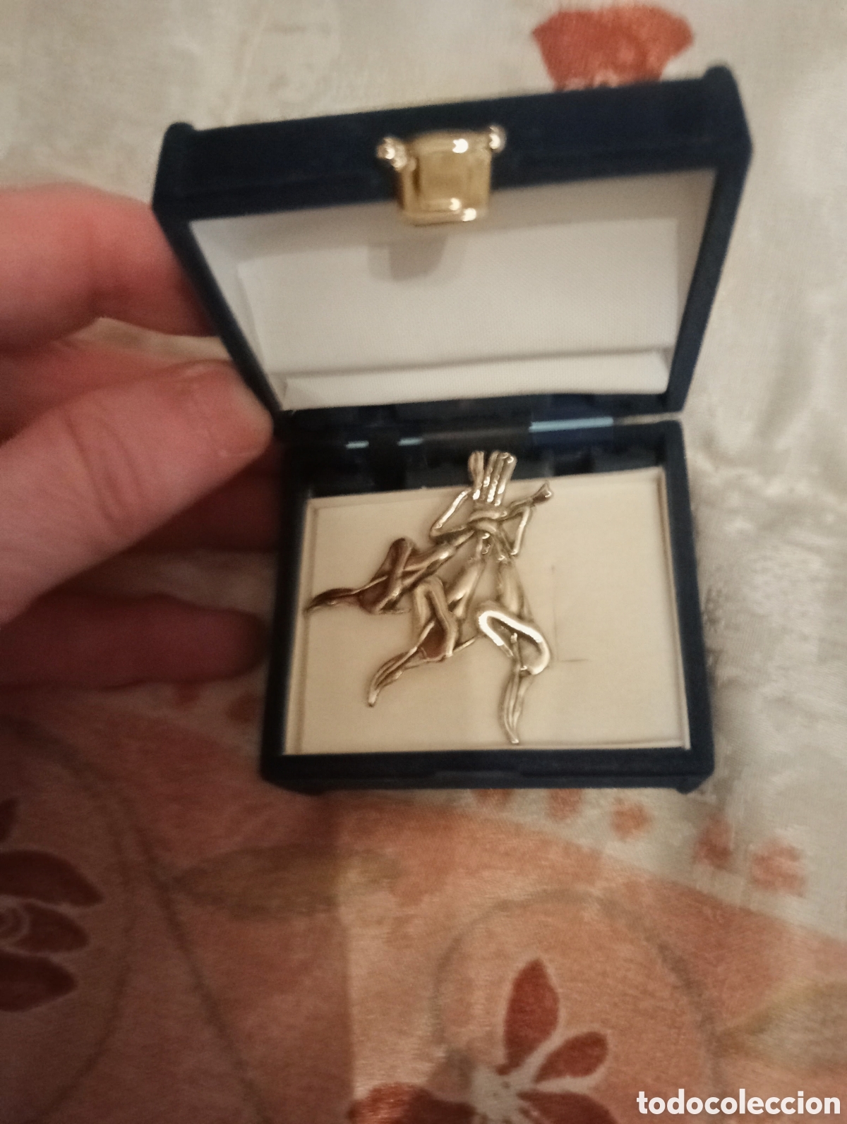 Joyeria: Colgante de calas plateado