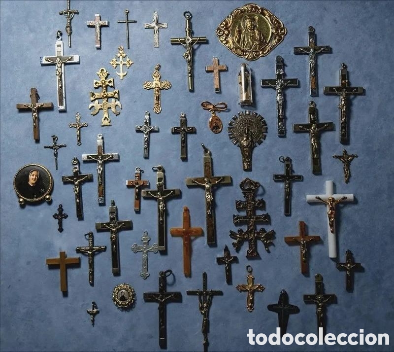 Joyeria: Lote Vintage de Crucifijos y colgantes religiosos