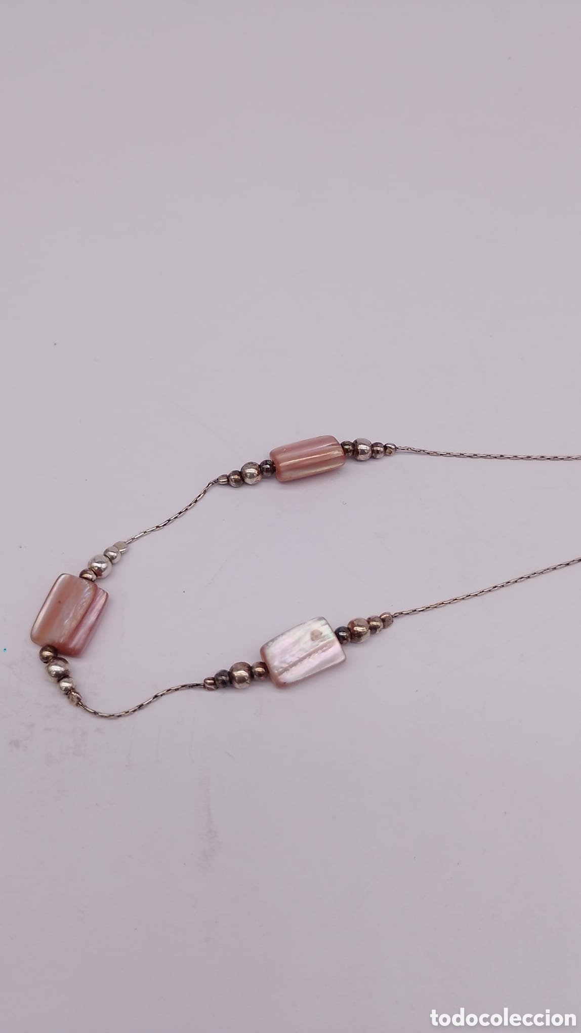 Joyeria: Collar plata y piedras rosas