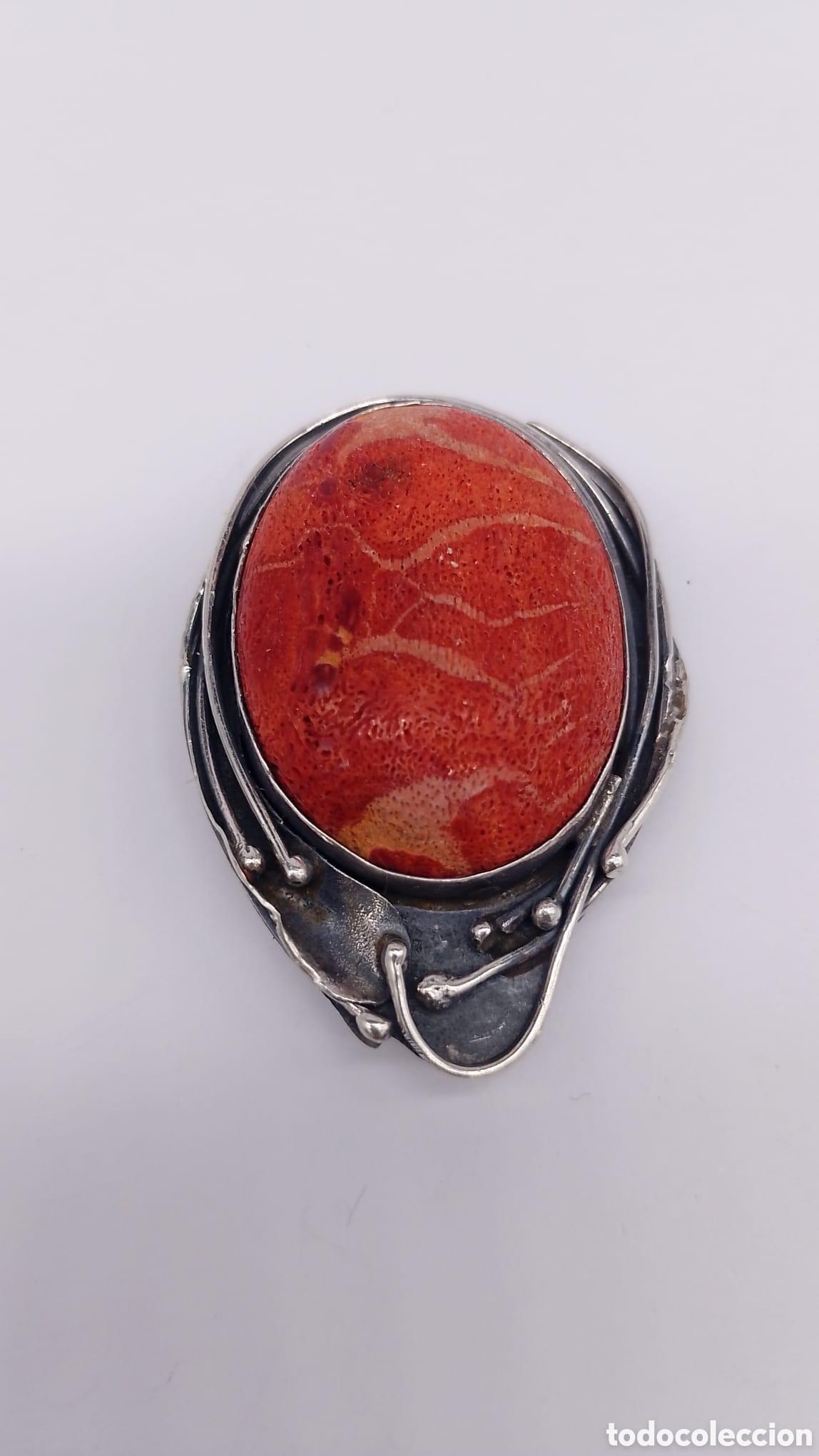 Joyeria: Broche antiguo coral esponja y plata 925.
