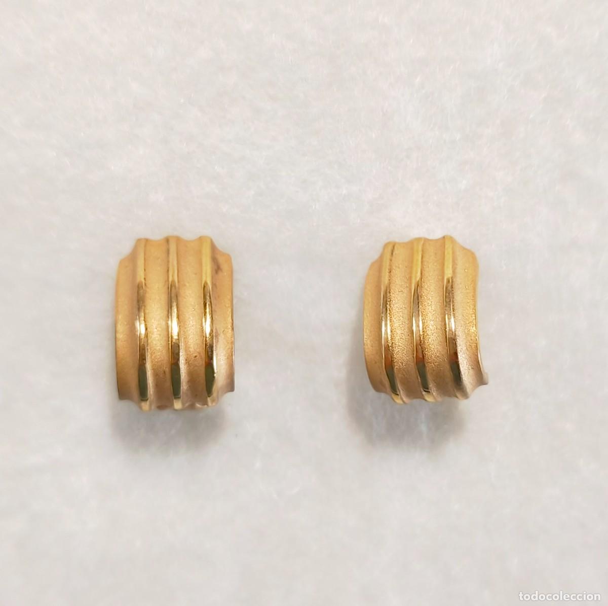 Joyeria: PENDIENTES DE CLIP DE VIDAL & VIDAL CON BA&Ntilde;O DE ORO DE 18 KT. Y TEXTURAS.