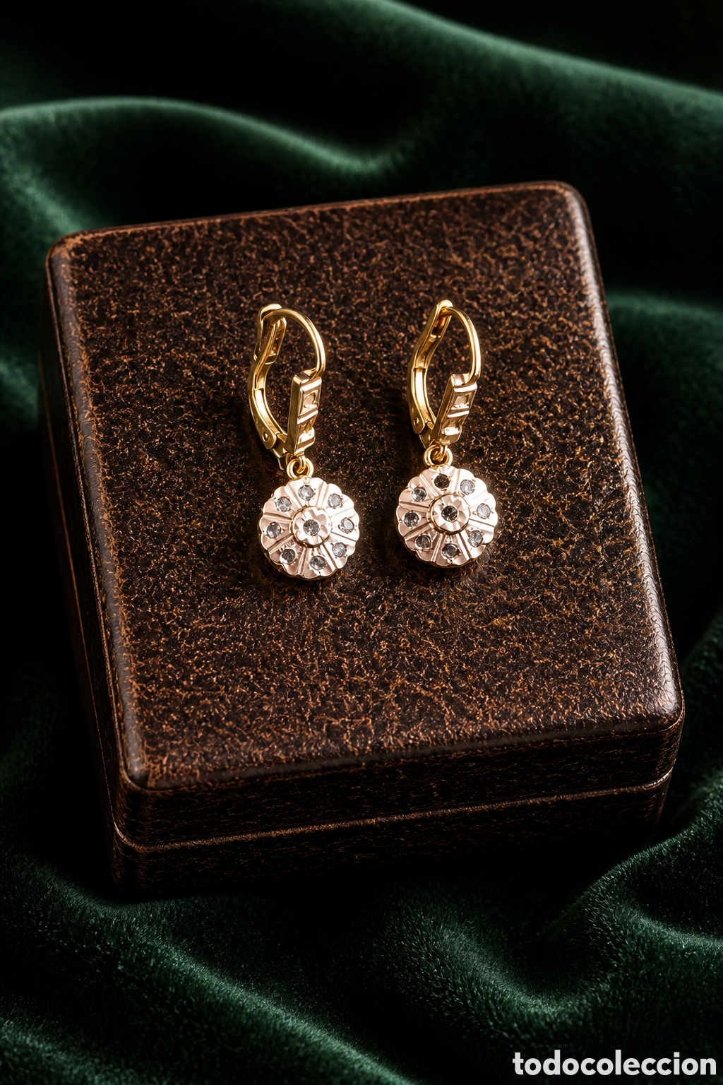 Joyeria: ANTIGUOS PENDIENTES ELABORADOS EN ORO 18K Y PEDRER&Iacute;A