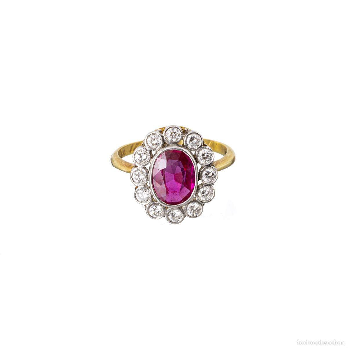 Joyeria: ANILLO DE ORO CON DIAMANTES Y RUB&Iacute;