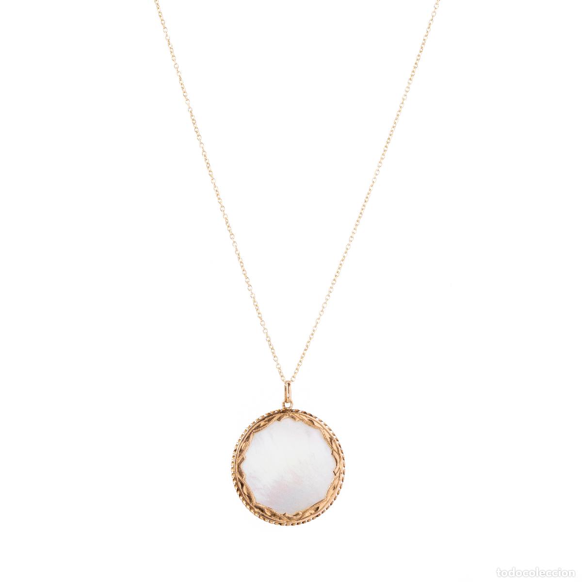 Joyeria: Collar con medalla de oro y n&aacute;car - Foto 1