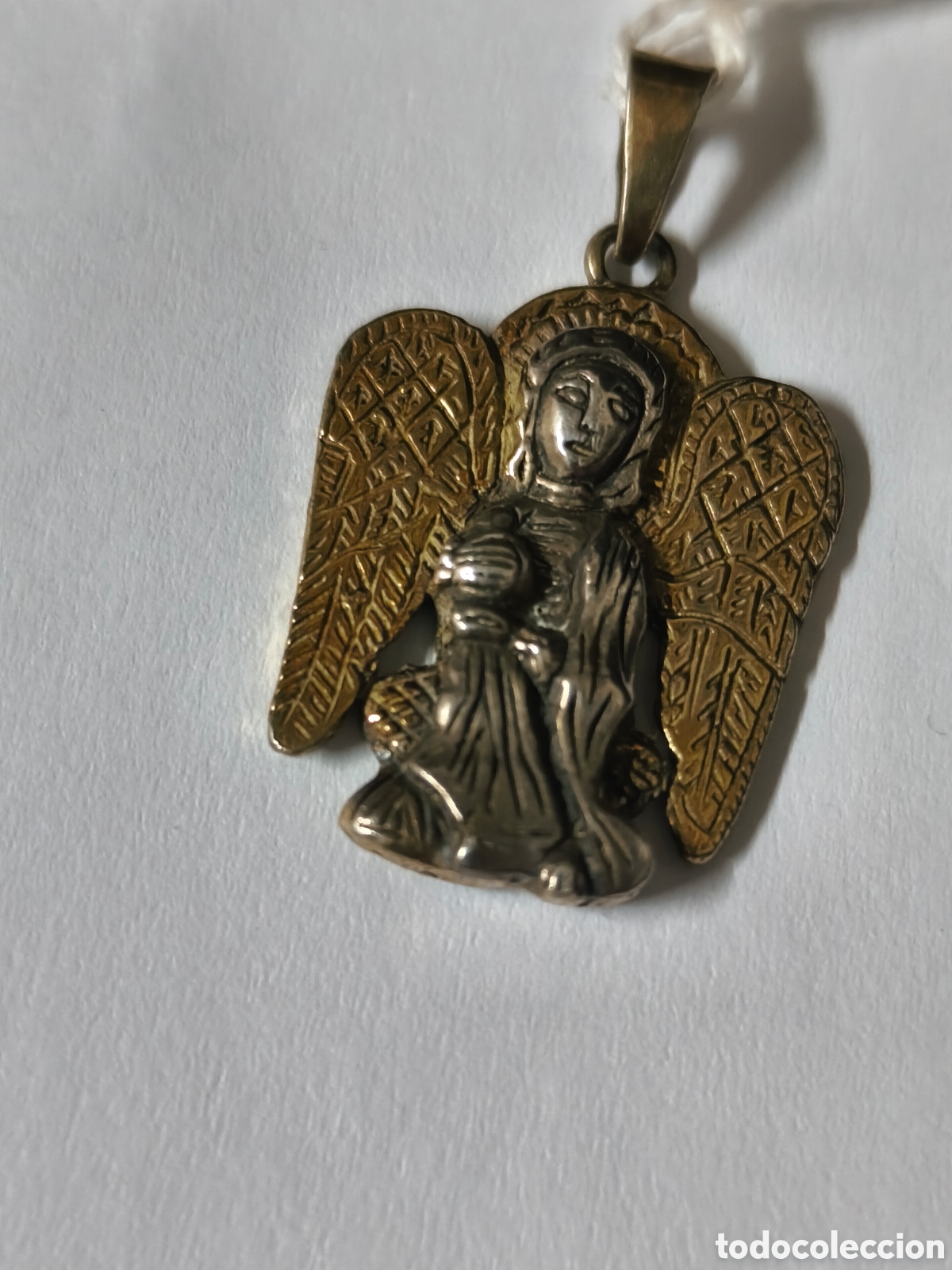 Joyeria: Antiguo Colgante de Angel Religioso de plata y alas chapadas en oro
