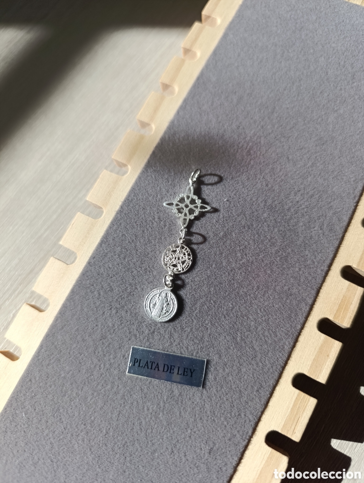 Joyeria: Colgante triple protecci&oacute;n en plata - Foto 3