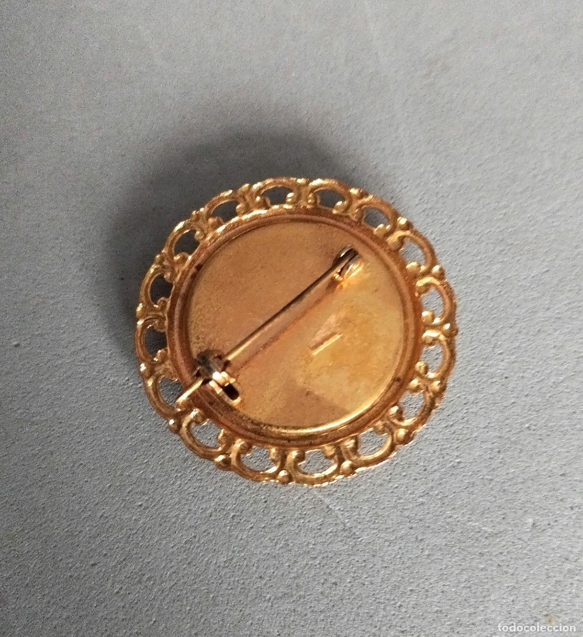 Joyeria: Antiguo broche dorado. - Foto 2