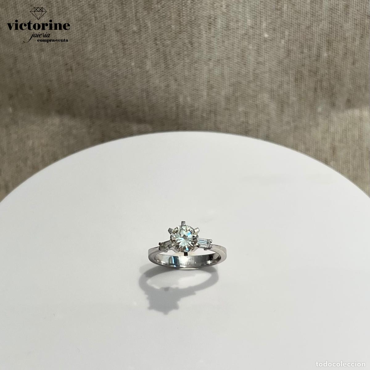 Joyeria: Anillo de compromiso de diamantes. Oro blanco 18k. - Foto 2