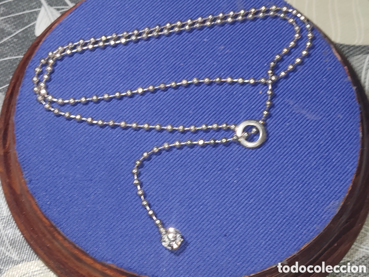 Joyeria: Gargantilla o collar plateado con cristal o circonita.Vintage.