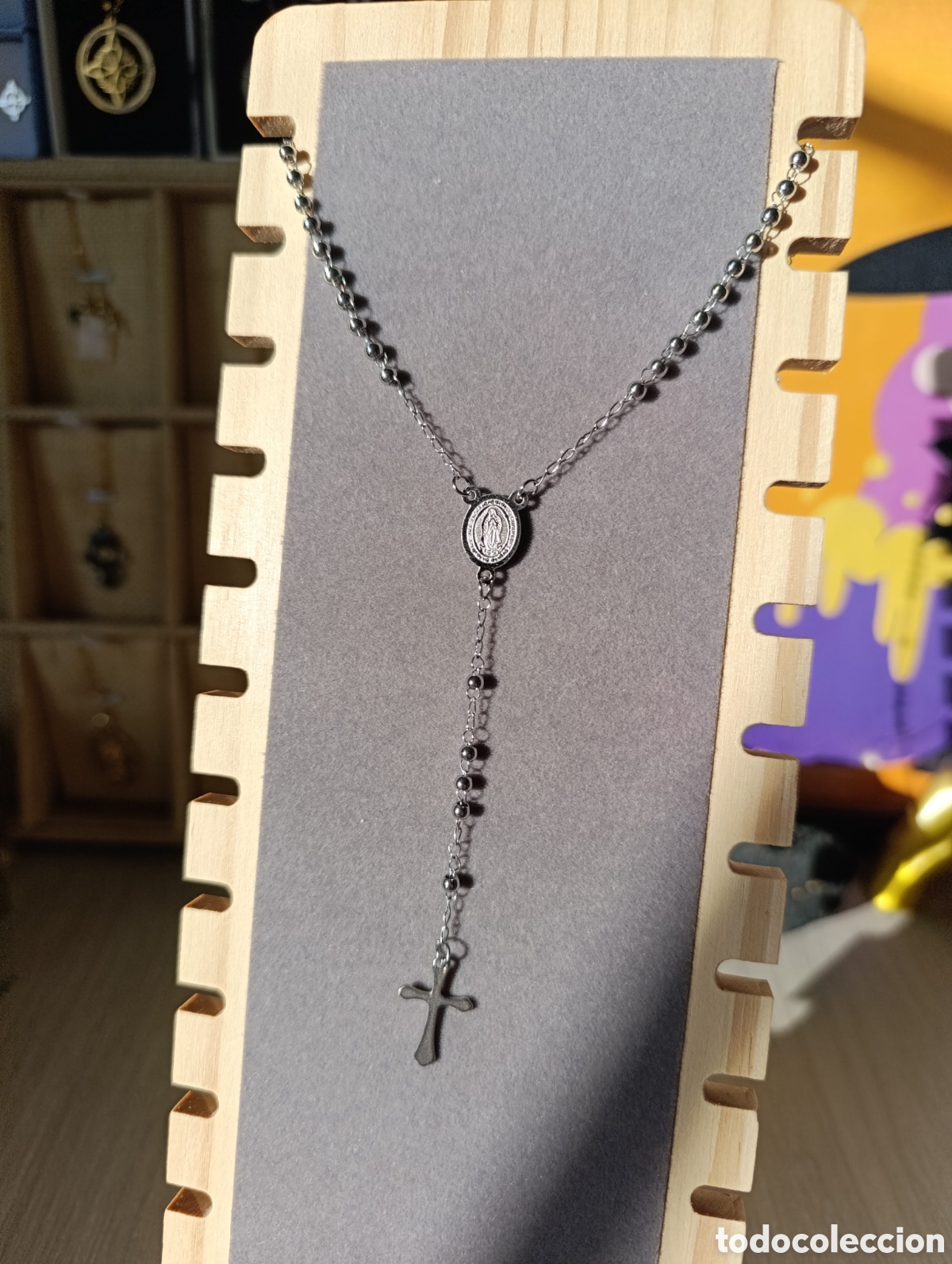 Joyeria: Rosario plateado virgen milagrosa