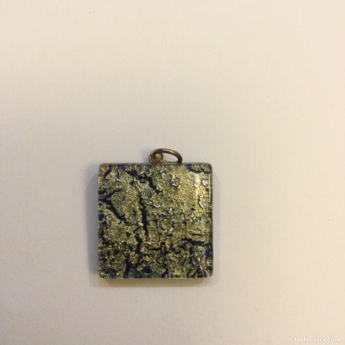 Joyeria: Colgante en Virio de Murano 3 x 3 cms. NUEVO