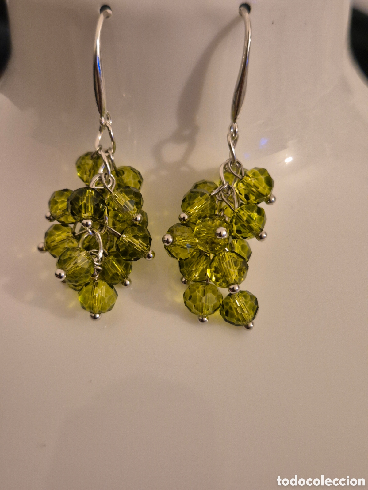 Joyeria: Pendientes artesanos dise&ntilde;o racimo verde