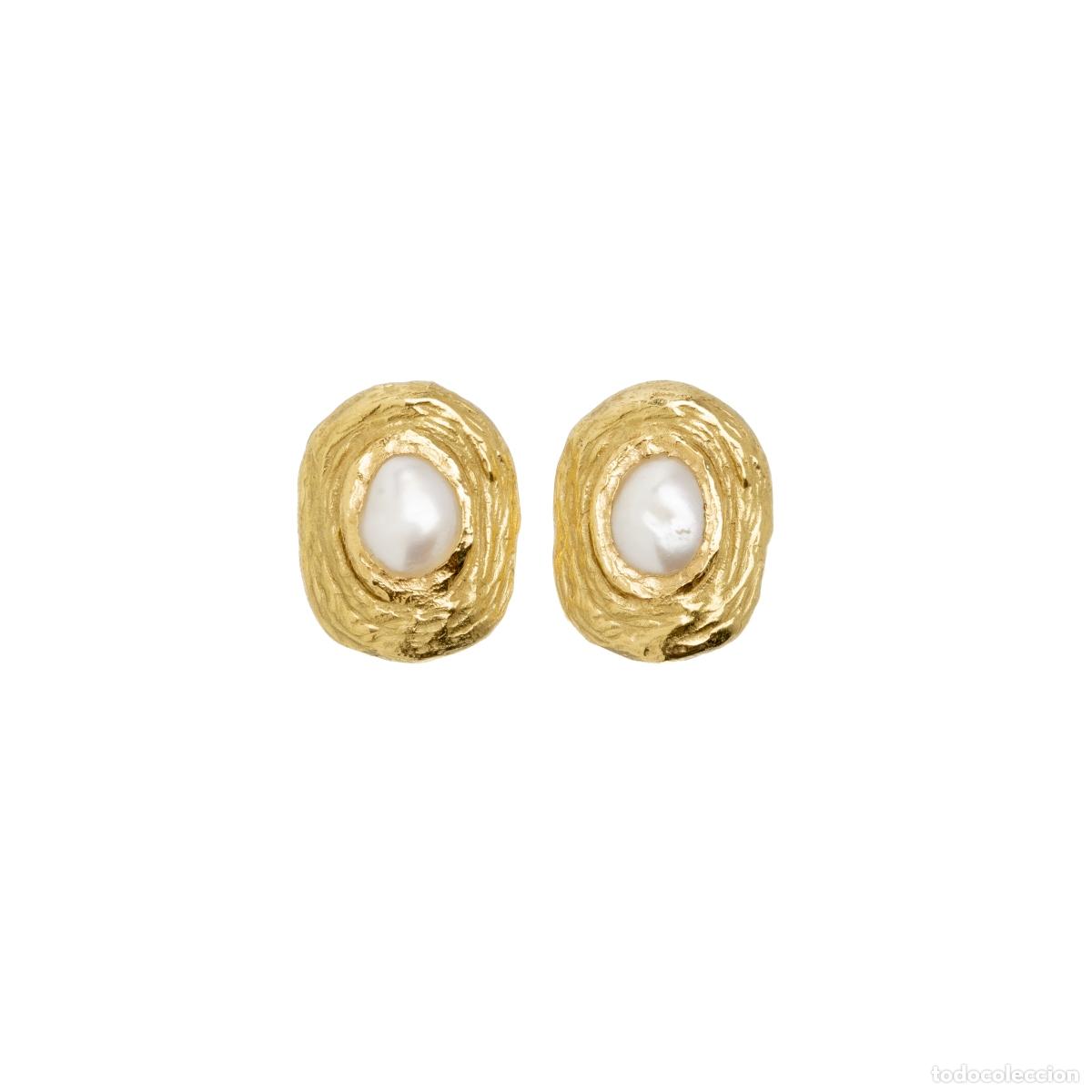 Gioielleria: Par de pendientes de oro con perlas de 19,2 quilates.