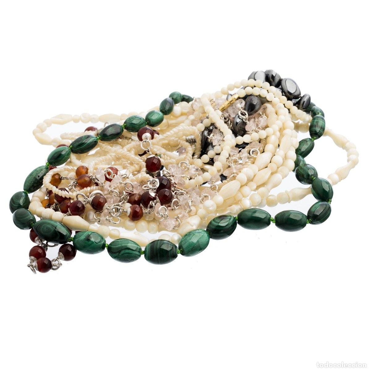 Joyeria: Joyas - Nueve collares - Foto 1