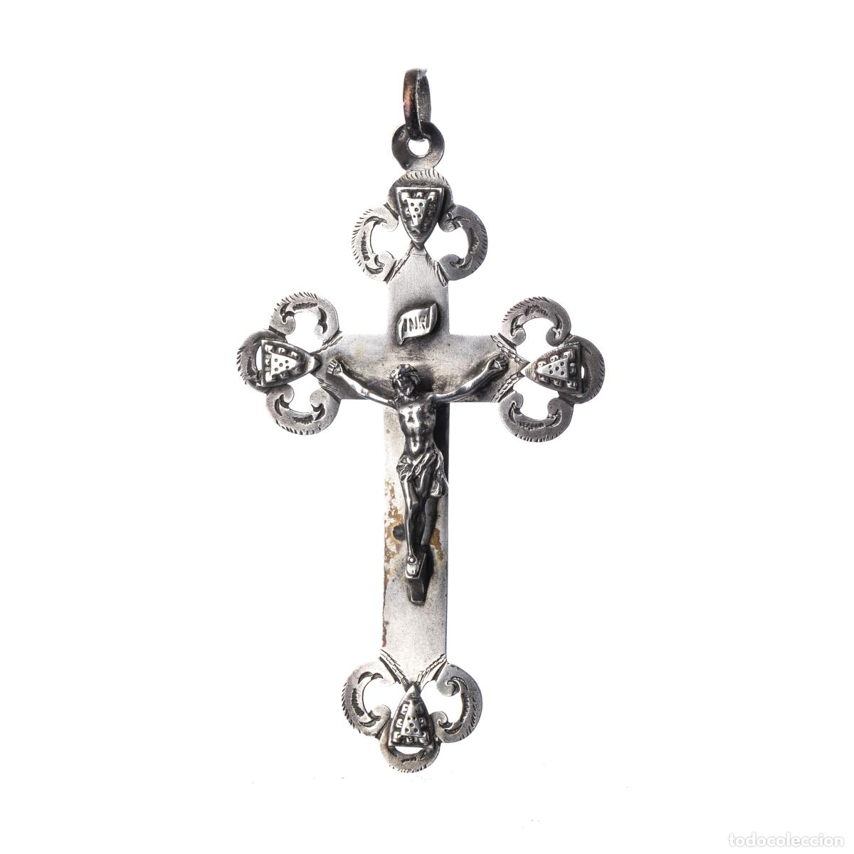 Joaillerie: Colgante de cruz de plata
