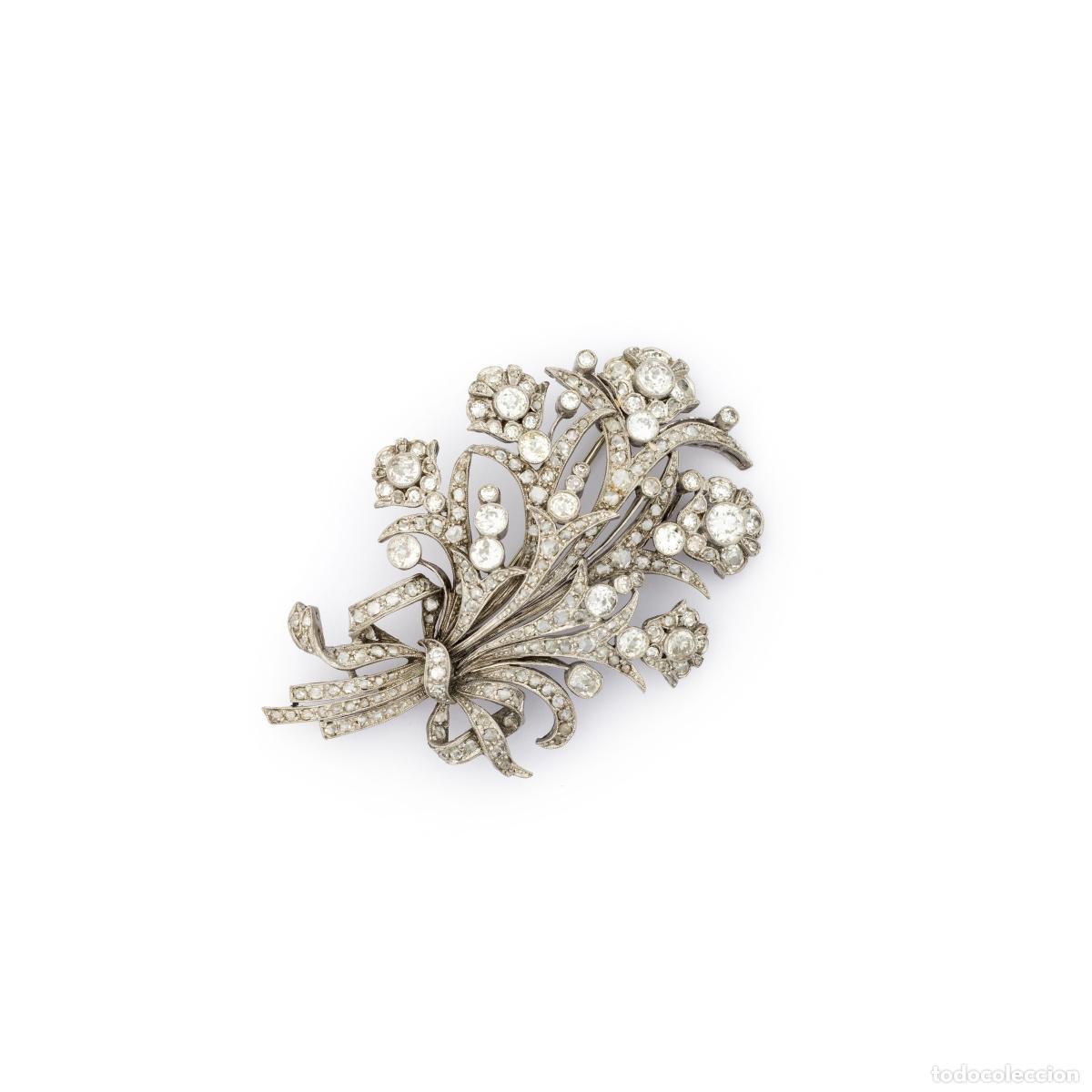 Joyeria: Broche de plata, platino y diamantes; rosas - siglo XIX